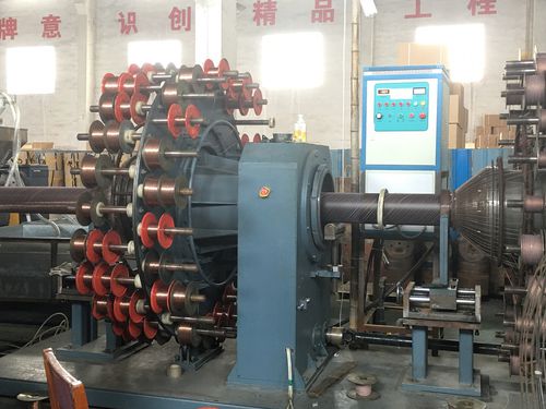 Экструзионная линия для стальных толстостенных трубок - Jiangsu Xinrongplas Machinery Co., Ltd - многослойная / для труб / для ПЭНД