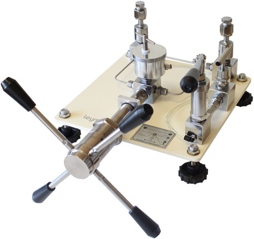 Гидравлический компаратор давления - LPC 7000 - Leyro Instruments - для калибровки давления
