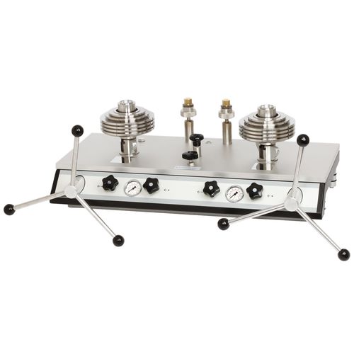 Пневматический поршневой манометр - CPB5600-DP - DRUCK & TEMPERATUR Leitenberger GmbH - дифференциальный