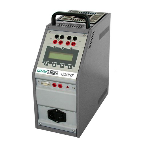 Калибратор для измерения температуры - QUARTZ-35 - DRUCK & TEMPERATUR Leitenberger GmbH - для датчика температуры / переносной / цифровой