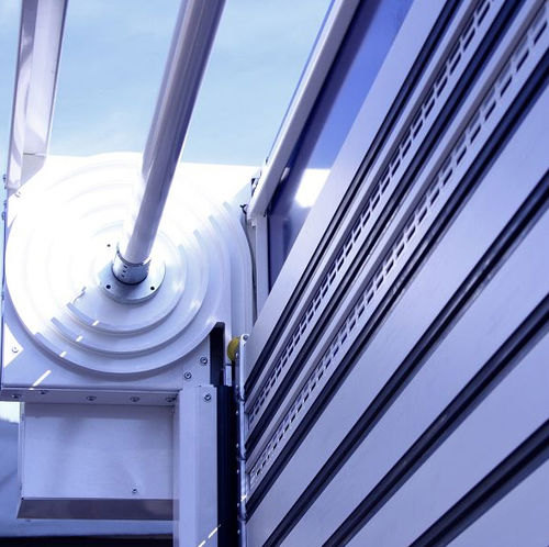 Рулонный ворота - EFA-SST®-PS - EFAFLEX Tor- und Sicherheitssysteme GmbH & Co. KG - промышленный / для наружного использования / быстрый