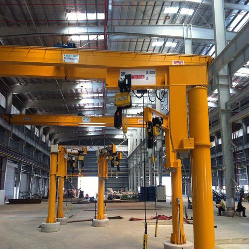 Поворотный кран на стойке - Henan Weihua Heavy Machinery Co., Ltd - для подъема / мобильный