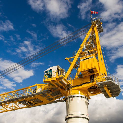 Башенный кран для использования в открытом море - BOS 4200 - Liebherr Cranes - фиксированный / GME / для технического обслуживания