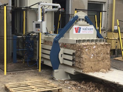 Упаковочный пресс для картона - CL - Valvan Baling Systems NV - для бумаги / для пластмассы / для отходов