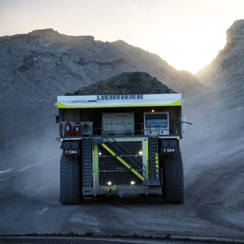 Думпер жесткое крепление - T 284 - Liebherr Excavators - дизельный / для шахт и карьеров