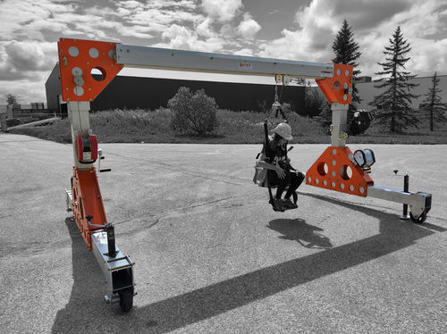 Мобильная вспомогательная поверхность - Tuff Built Products Inc.