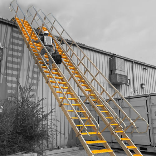 Лестница для наружного применения - Tuff Built Products Inc. - металлическая / временная