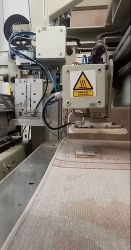 Полуавтоматическая этикетировочная машина - HANDSAEME MACHINERY - полностью автоматическая / для образцов ткани / для наклеивания на боковую часть