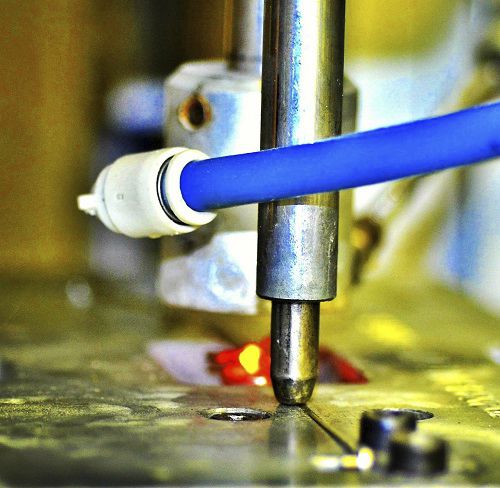 Сварка для автомобиля - FOTOMECCANICA SRL - ISO 9001
