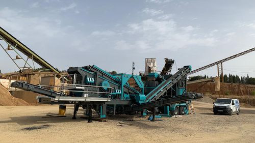 Вертикальная ударная камнедробилка - V-70 - CONSTMACH Concrete Plants & Crushers - мобильная / для производства песка / первичная