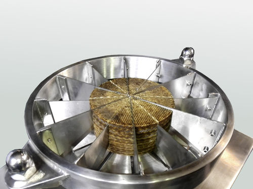 Машина для резки сыра на порции с лезвием - Blade cheese cutting machine - FIBOSA - полуавтоматическая