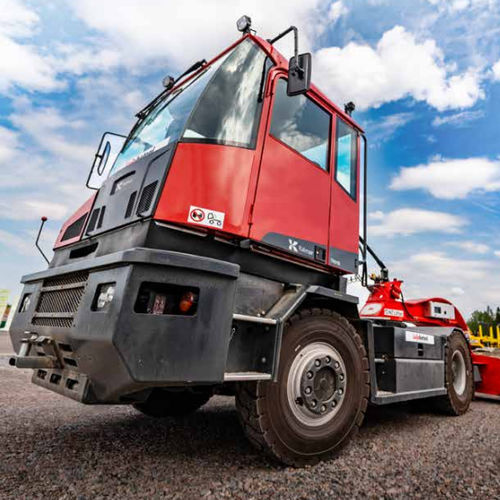 Дизельный трактор - TT618i - Kalmar - 4-колесный / с местом для сидения водителя / промышленный