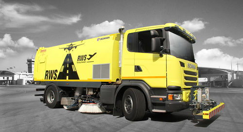 Подметальная машина на грузовике - RWS - BROCK Kehrtechnik GmbH - дизельная / для улиц