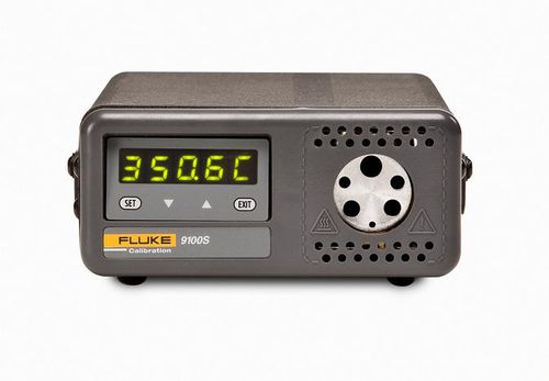 Калибратор для измерения температуры - 910 series - Fluke Calibration - переносной / компактный / с сухими скважинами