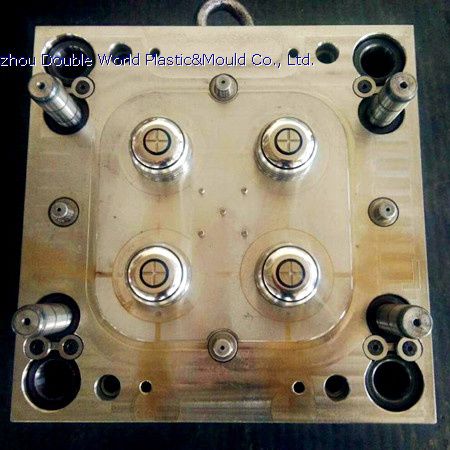 Многорезонаторная пластиковая форма для литья под давлением - Taizhou Double World Plastic&Mould Co., Ltd. - пробки / для производства упаковки