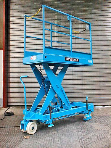 Электрический ножничный подъемник - SHT- MTB - HYWEMA - Josef Schwahlen GmbH & Co.KG - для цеха