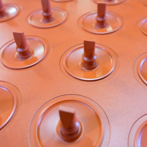 Свободная штамповка - Helvoet Rubber & Plastic Technologies B.V. - пластмасса / промышленная / ISO 9001