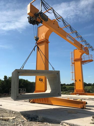 Козловой кран на рейке - BVS Cranes-BÜLBÜLOĞLU VİNÇ SAN. ve TİC. A.Ş. - для гражданского строительства / однобалочный