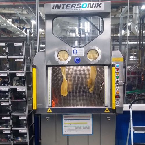 Очистительная установка путем опрыскивания - Manuwash - INTERSONIK PARTS WASHING MACHINE CORP - с ручным управлением / деталей / компактная