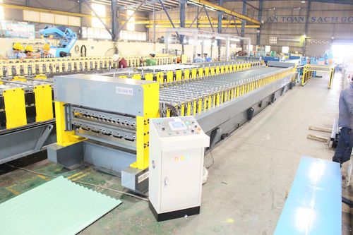 Профильный каландр для кровельной панели - AMECO INDUSTRIAL JOINT STOCK COMPANY - автоматический / контролируемый PLC / с двойным слоем