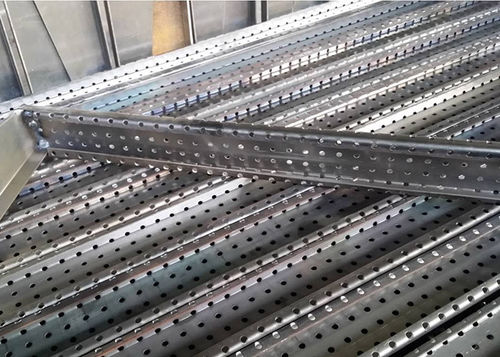 Профиль из стали с высоким сопротивлением - Aceally (Xiamen) Technology Co., Ltd - L-образный / для этажерки
