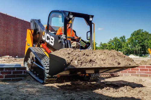 Дизельный компактный гусеничный погрузчик - 215T - JCB