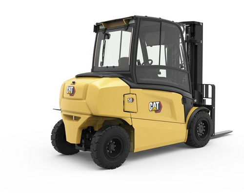 Вилочный погрузчик с противовесом - EP40-55(C)N(H) - Cat Lift Trucks - электрический / с местом для сидения водителя / для разгрузочно-погрузочных работ