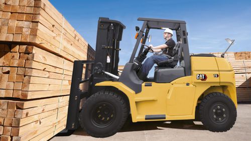 Вилочный погрузчик с дизельным двигателем - DP series - Cat Lift Trucks - с местом для сидения водителя / промышленный / с противовесом