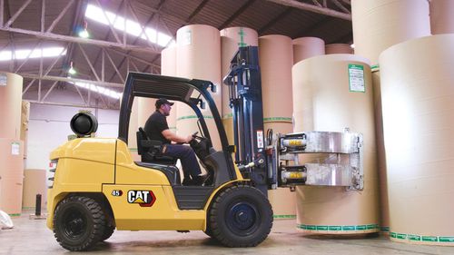 Вилочный погрузчик СНГ - GP series - Cat Lift Trucks - с местом для сидения водителя / портовый / для строительства