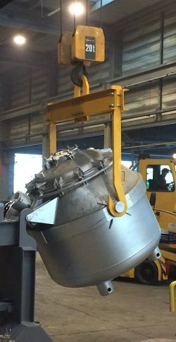 Траверса алюминий - BARTZ MASCHINENBAU GMBH - для контейнера / вертикальная / электрическая