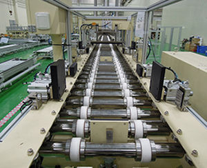 Автоматическая система погрузки/разгрузки - HANWHA MACHINERY - для батареи / промышленная