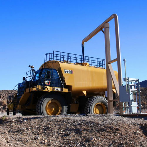 Грузовой автомобиль для воды - 777G  - Caterpillar Equipment - двухосный / для горной индустрии