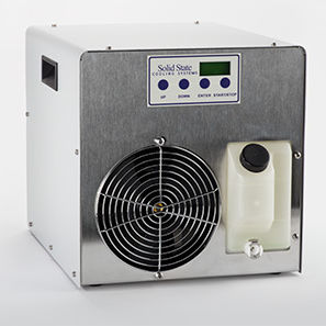 Настольный циркуляционный охладитель - TCube series  - Solid State Cooling Systems - для применения в лазерах / компактный / из нержавеющей стали