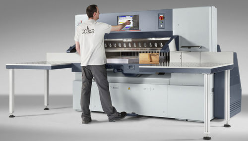Высокоскоростная высокоточная машина для резки бумаги - N 176 series - POLAR Cutting Technologies GmbH - с цифровым индикатором / программируемая / сверхточная