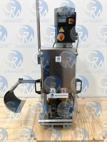 Пресс для обжима - P107 BT - GM AUTOMAZIONI - механизированный / автоматический / вертикальный
