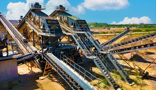 Грубое сито для питания измельчителей - TE-2260 - Fabo Crushing Screening & Concrete Plants - вибрирующее / для сыпучих материалов / наклонное