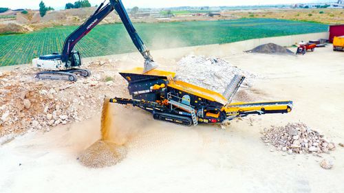 Мобильный скальпирующий грохот - FTB-1550 - Fabo Crushing Screening & Concrete Plants - для сыпучих материалов