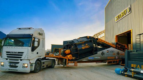 Стационарная бетоносмесительная установка - COMPACT-180 - Fabo Crushing Screening & Concrete Plants - компактная / с ленточным конвейером