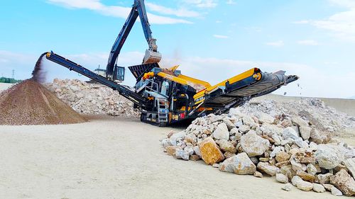 Мобильный скальпирующий грохот - FTB-1550 - Fabo Crushing Screening & Concrete Plants - высокая нагрузка / с пластинчатым питателем