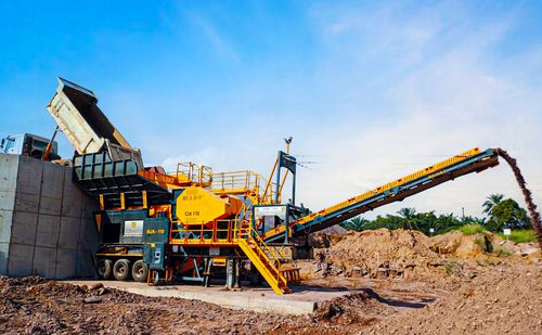 Щековый дробильно-сортировочный комплекс - MJK-110 series - Fabo Crushing Screening & Concrete Plants - мобильный / высокая производительность / из камня