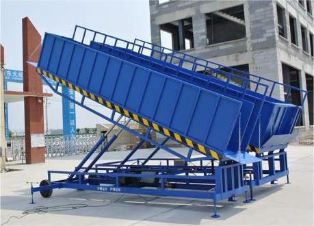 Загрузочная платформа для прицепа - Jinan Gradin Machinery Co., Ltd. - для грузовика / мобильная / гидравлическая