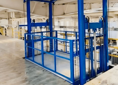 Гидравлический грузовой подъемник - Jinan Gradin Machinery Co., Ltd. - для складов / с платформой / для разгрузочно-погрузочных работ