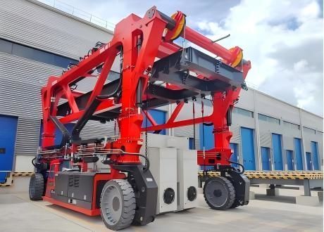 Контейнерный погрузчик для контейнера - GKY series - Jinan Gradin Machinery Co., Ltd. - с дизельным двигателем / для высоких нагрузок / самоходный