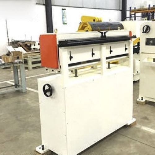 Пневматическое подающее устройство - RNC-600B - Shenzhen Hong-Er Machine Equipment Co.,Ltd - машина / для круглого кабеля / для катушек