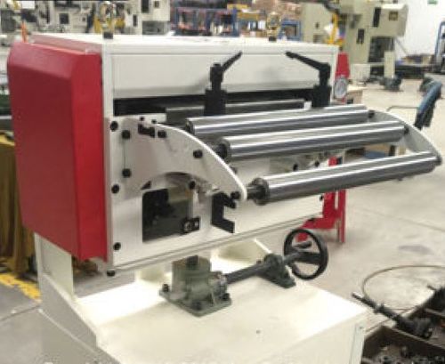 Пневматическое подающее устройство - RNC-500B - Shenzhen Hong-Er Machine Equipment Co.,Ltd - для катушек / для пластин / сервоуправляемое