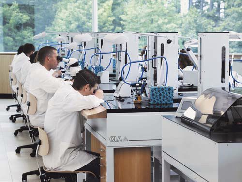Полуавтоматическая конвейерная система - CLA Clinical Laboratory Automation SA - для производства часов / для микротехнологий / с технологией RFID