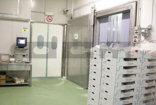 Створчатый ворота - OCM Industrial Doors - из полиэтилена / для холодильной камеры / для сельского хозяйства и пищевой промышленности