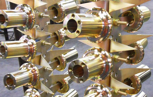 Услуга по нанесению покрытия проводящая электричество - Applied Total Control Treatment Pte Ltd - из алюминия / из меди / из цинка