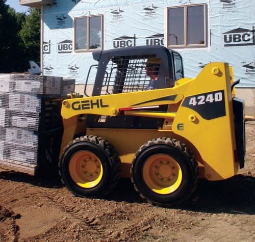 Компактный экскаватор - 4240E - Gehl