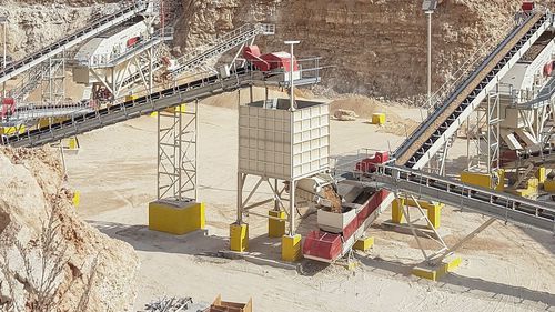 Вибрационное подающее устройство - MVF series - MEKA Crushing Screening and Concrete Batching Technologies - конвейер / для катушек